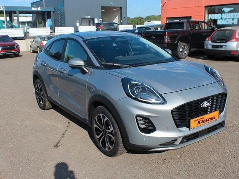 Neu Ford Puma Titanium 125 PS (91 kW) 2025 Silber SUV