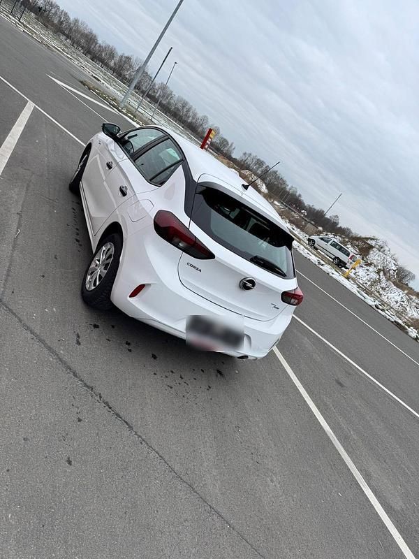 Gebraucht Opel Corsa 75 PS (55 kW) 2020 Weiß Kleinwagen
