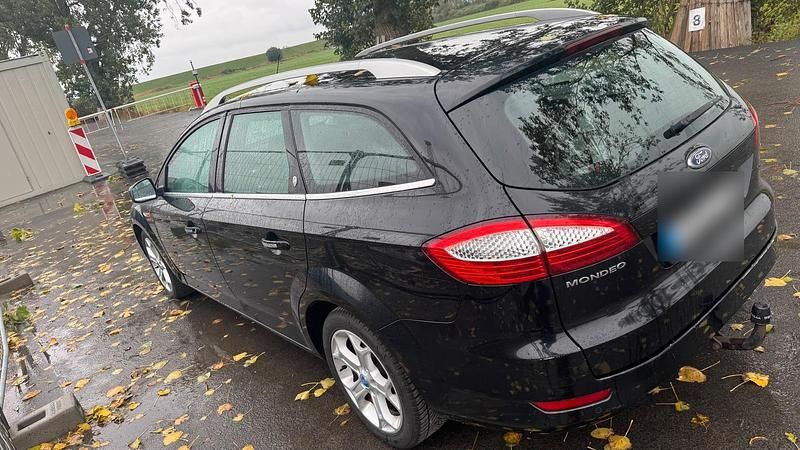 Gebraucht Ford Mondeo 175 PS (128 kW) 2009 Schwarz Kombi