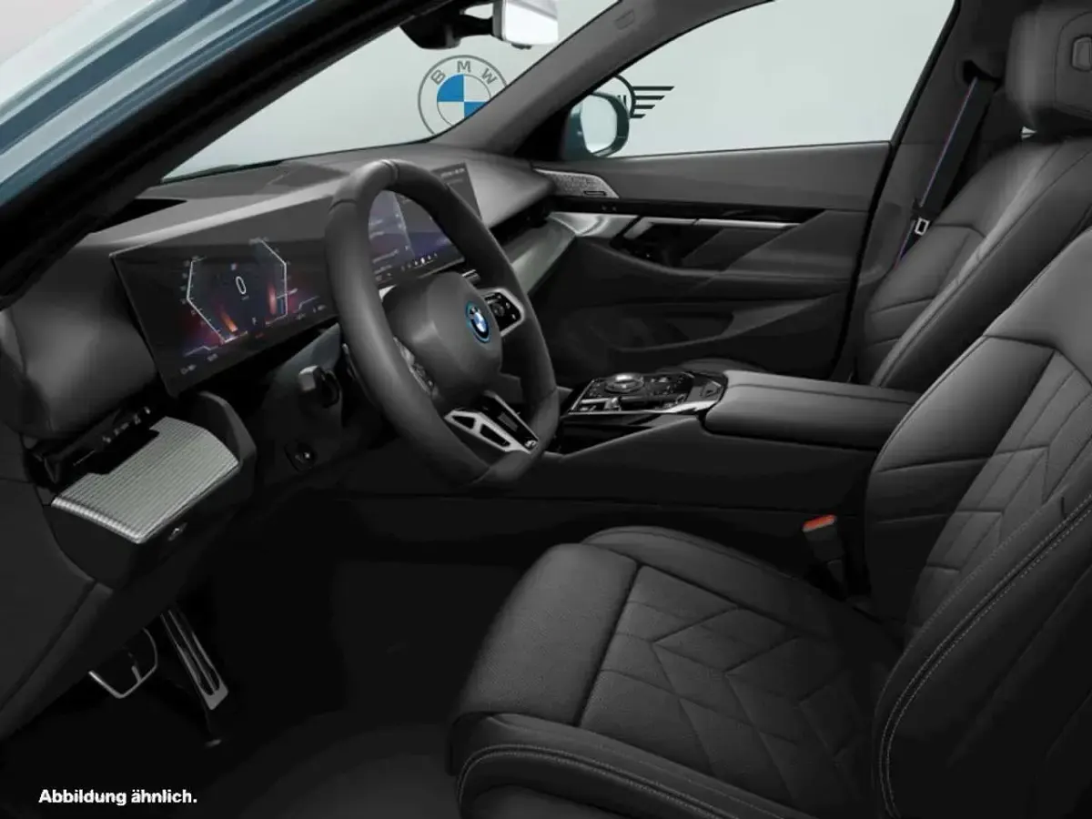 Neu BMW i5 M Sport 250 kW (340 PS) 2026 Grün Limousine