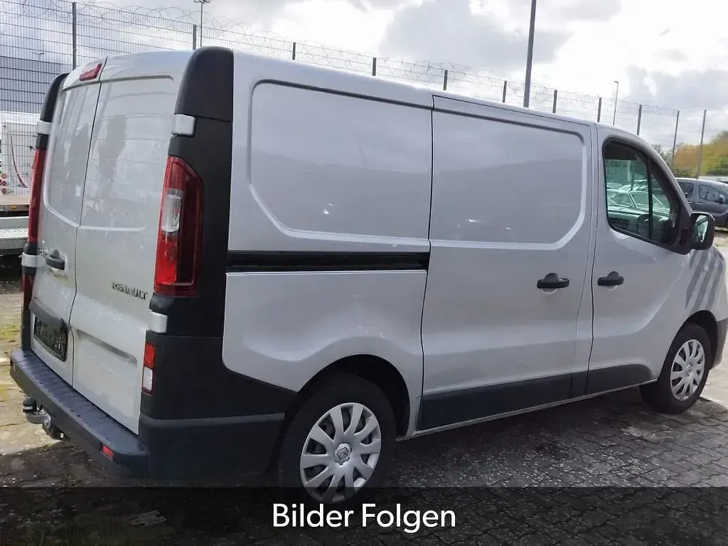 Gebraucht Renault Trafic Komfort 120 PS (88 kW) 2019 Grau Van / Kleinbus