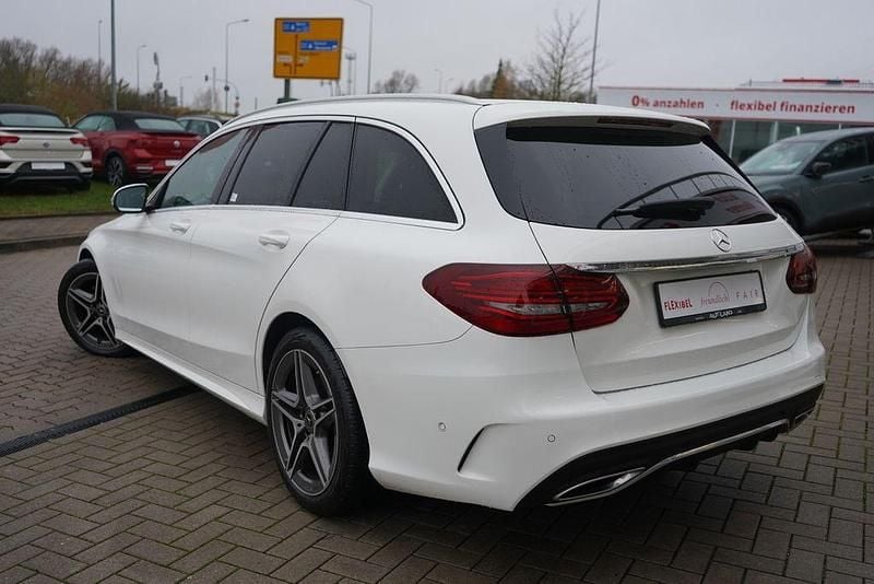 Gebraucht Mercedes C300 AMG line 245 PS (180 kW) 2020 Weiß Kombi