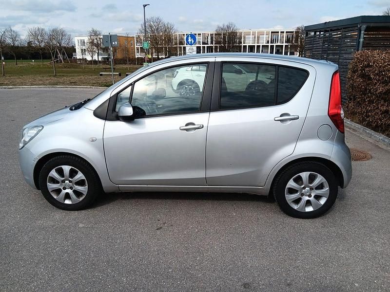 Gebraucht Opel Agila Edition 86 PS (63 kW) 2008 Silber Kleinwagen
