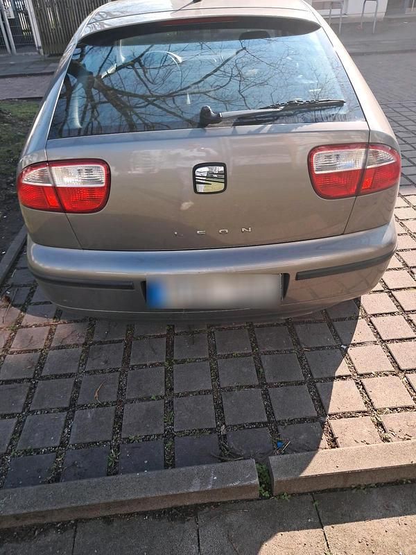Gebraucht Seat Leon 105 PS (77 kW) 2006 Grau Kleinwagen