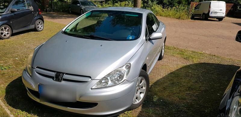 Silber Gebraucht 2004 Peugeot 307 CC Cabrio | 2.000 € (Guter Preis) - Bild 1/4