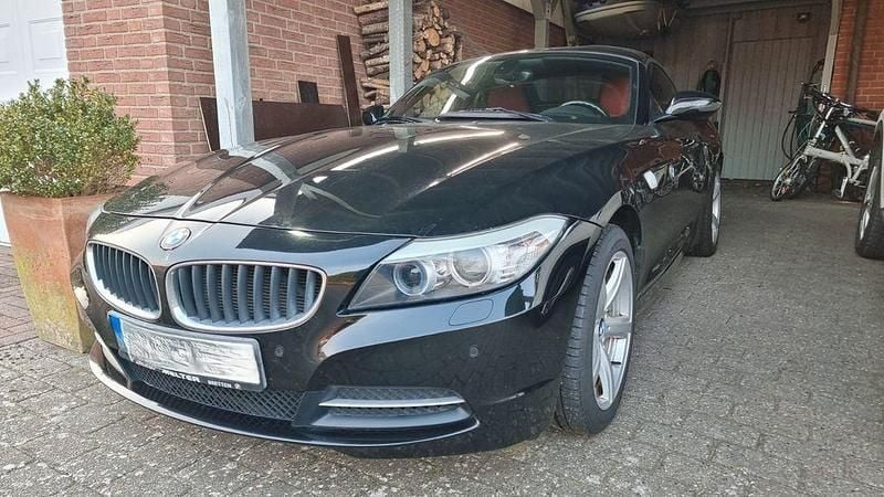 Gebraucht BMW Z4 Sport Line 204 PS (150 kW) 2010 Rot Cabrio