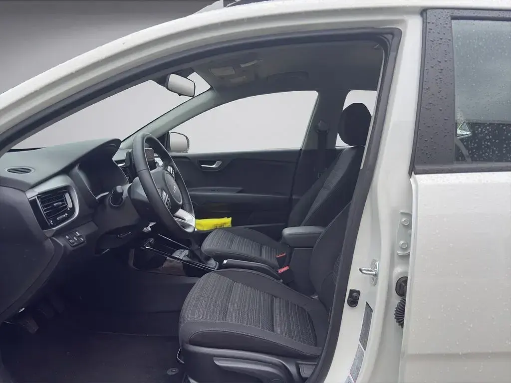 Occasion Kia Stonic Vision 101 ch (74 kW) 2025 Blanc SUV