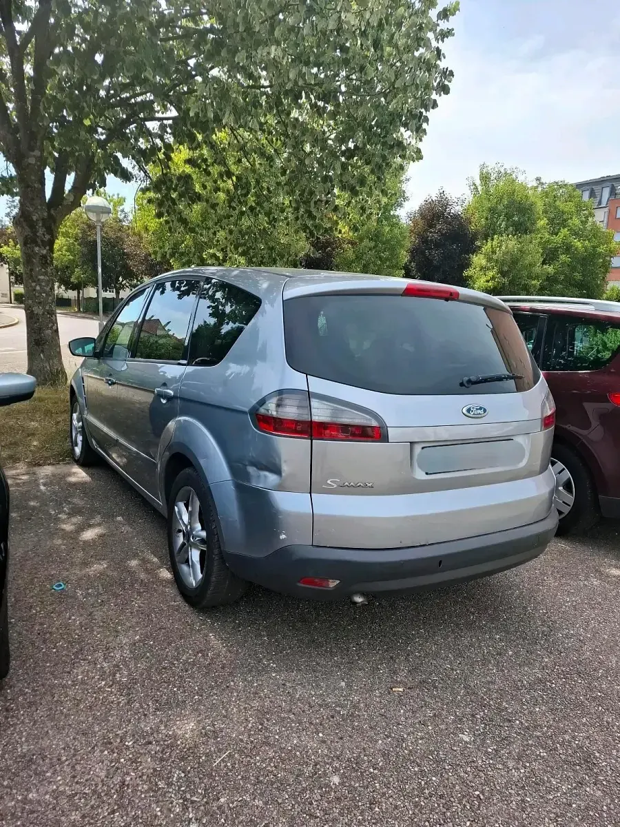 Gebraucht Ford S-MAX S 140 PS (102 kW) 2007 Silber Van / Kleinbus