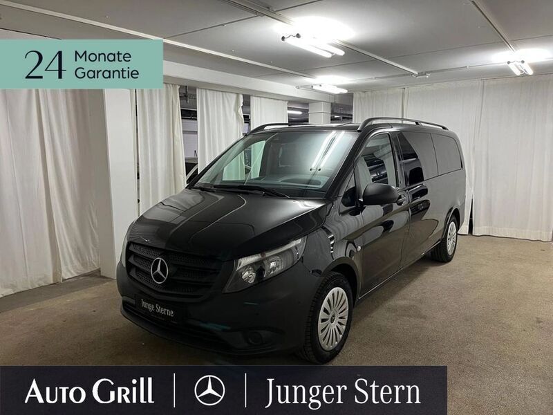 Schwarz Gebraucht 2023 Mercedes Vito Van / Kleinbus | 43.449 € - Bild 1/4