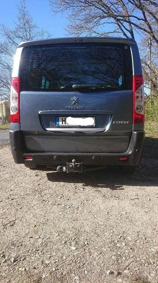 Gebraucht Peugeot Expert 163 PS (119 kW) 2011 Grau Van
