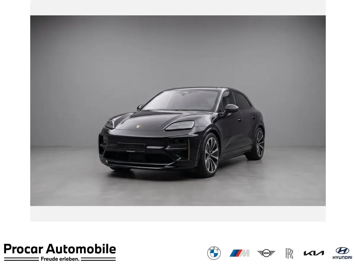 Gebraucht Porsche Macan Turbo 469 kW (639 PS) 2024 Schwarz SUV