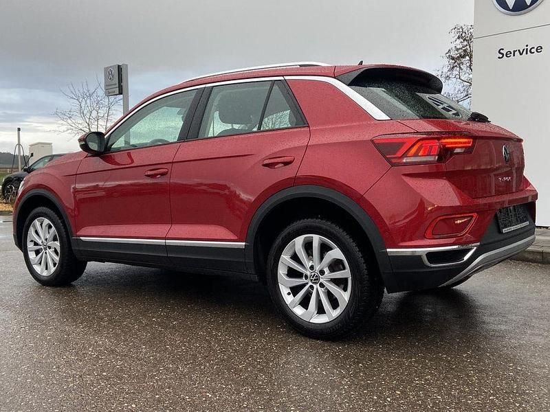 Gebraucht VW T-Roc Style 150 PS (110 kW) 2024 Kings red metallic SUV