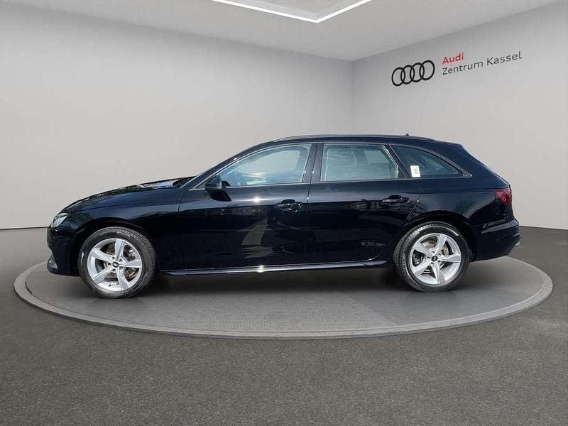 Gebraucht Audi A4 Advanced Plus 163 PS (119 kW) 2023 Brillantschwarz Kombi