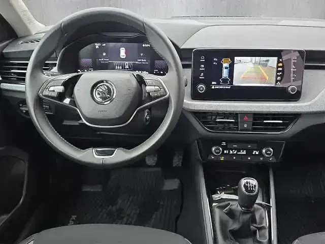 Gebraucht Skoda Kamiq 116 PS (85 kW) 2024 Brilliantsilber metallic (metallic) SUV