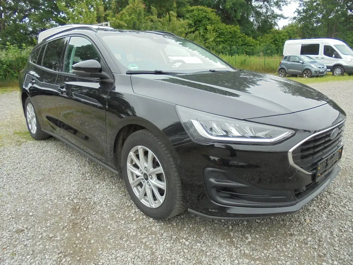 Gebraucht Ford Focus 120 PS (88 kW) 2022 Schwarz Kombi
