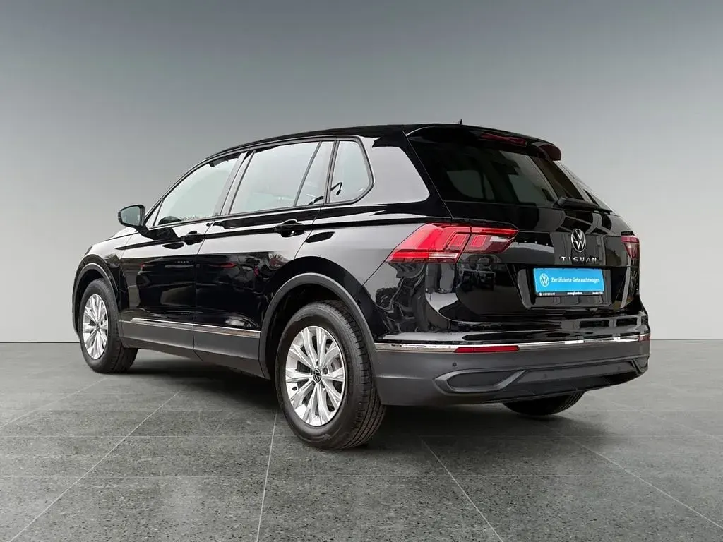 Gebraucht VW Tiguan 150 PS (110 kW) 2023 Deep black perleffekt SUV