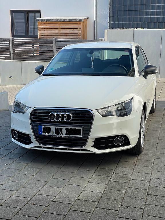 Weiß Gebraucht 2013 Audi A1 Ambition Kleinwagen | 7.850 € (Fairer Preis) - Bild 1/4