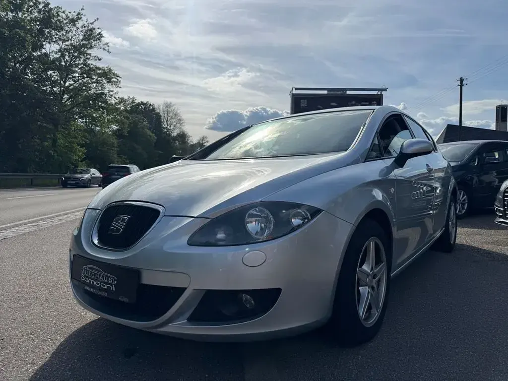 Gebraucht Seat Leon Comfort 125 PS (91 kW) 2008 Grau Kleinwagen