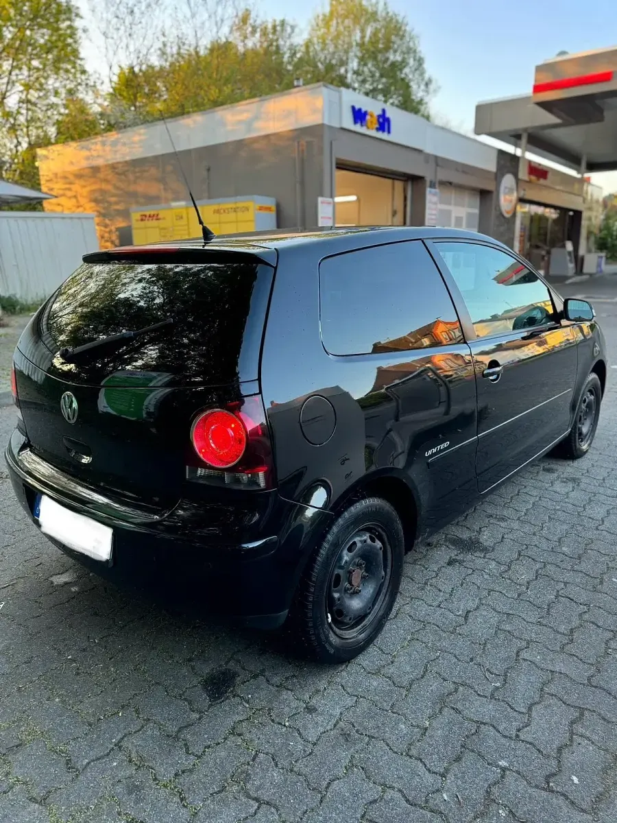 Gebraucht VW Polo 80 PS (58 kW) 2008 Schwarz Kleinwagen
