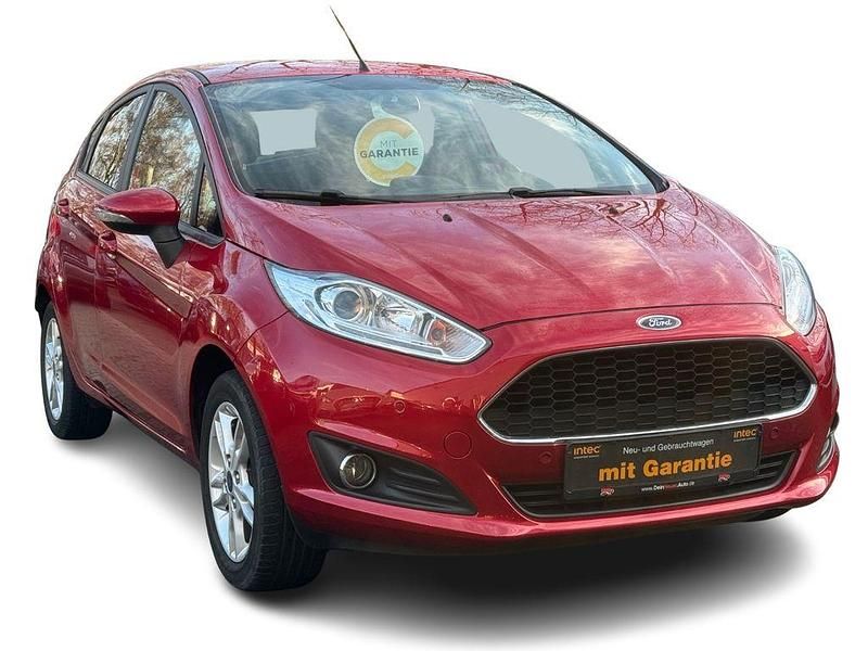 Gebraucht Ford Fiesta Celebration 80 PS (58 kW) 2017 Rot Limousine