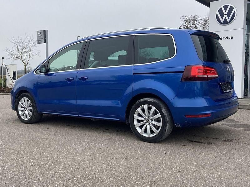 Gebraucht VW Sharan Highline 150 PS (110 kW) 2019 Blau Van / Kleinbus