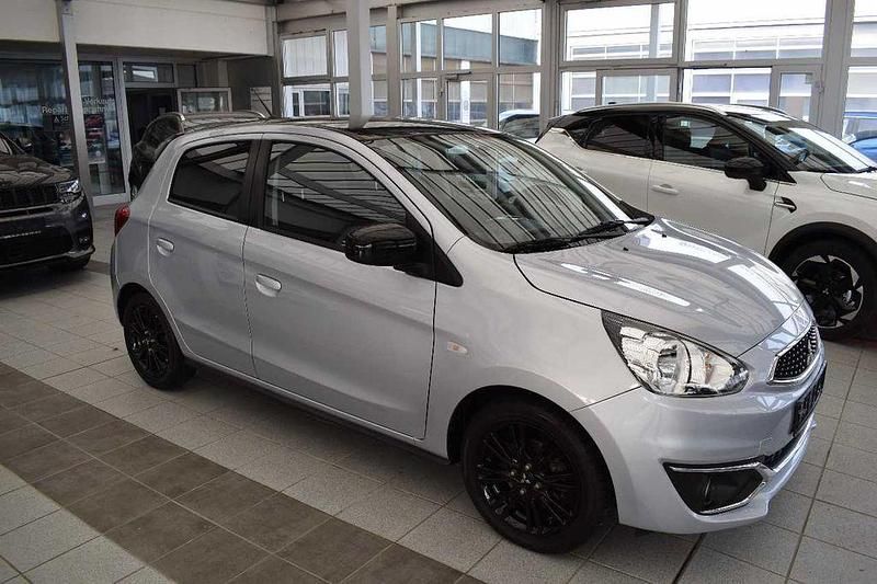 Gebraucht Mitsubishi Space Star Diamant Edition 80 PS (58 kW) 2020 Silber Limousine