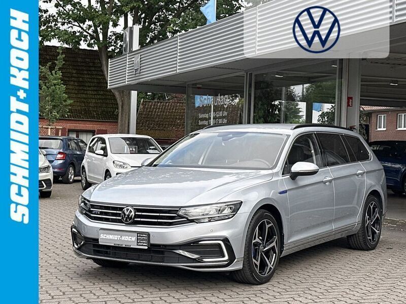 Silber Gebraucht 2022 VW Passat GTE Kombi | 27.990 € (Etwas zu teuer) - Bild 1/4