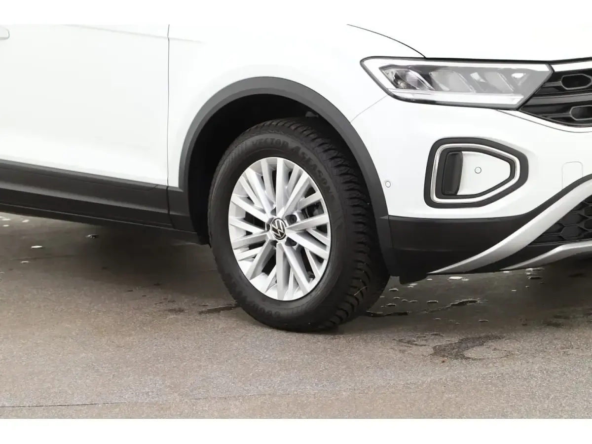 Gebraucht VW T-Roc Life 110 PS (80 kW) 2023 SUV