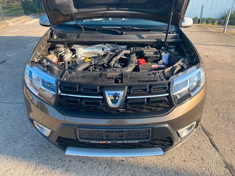 Gebraucht Dacia Logan MCV Stepway 90 PS (66 kW) 2019 Braun Kombi