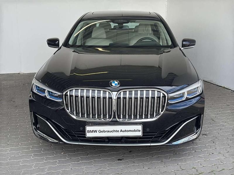 Schwarz uni Gebraucht 2021 BMW 745 Limousine | 57.840 € - Bild 1/4