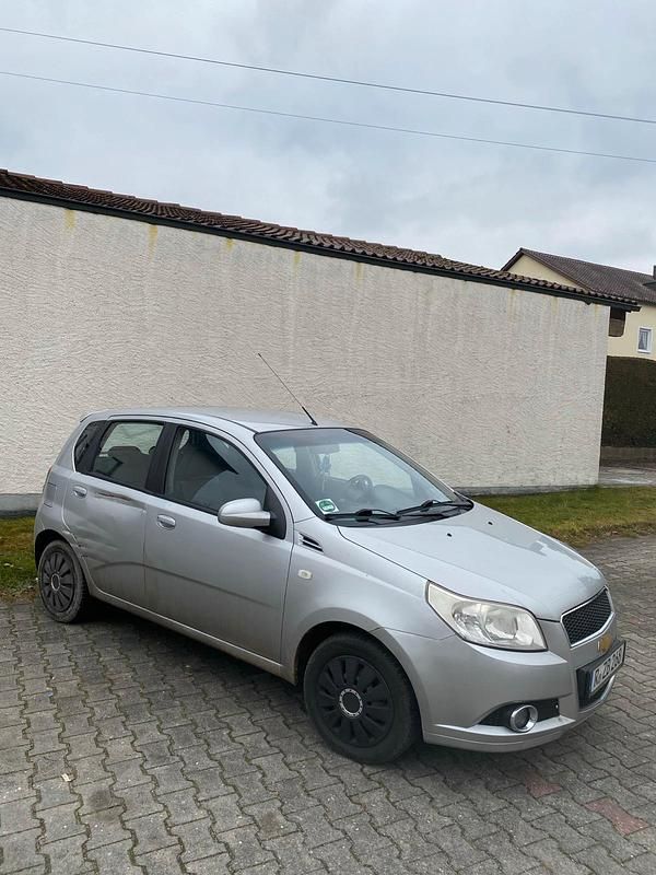 Gebraucht Chevrolet Aveo 80 PS (58 kW) 2008 Silber Kleinwagen