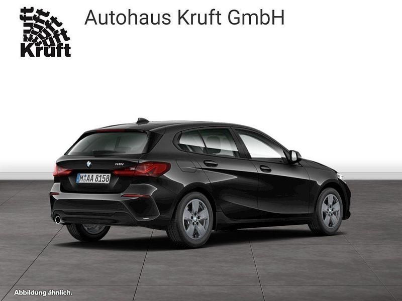 Gebraucht BMW 116 Advantage 109 PS (80 kW) 2024 Black sapphire Kleinwagen