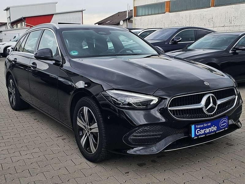 Schwarz Gebraucht 2022 Mercedes C300e Kombi | 33.490 € (Superpreis) - Bild 1/4