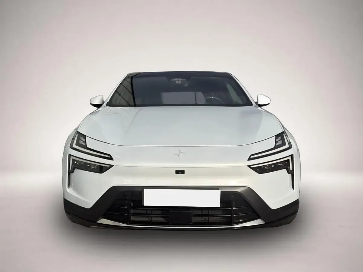 Gebraucht Polestar 4 Pilot 400 kW (544 PS) 2024 Manufacturer SUV