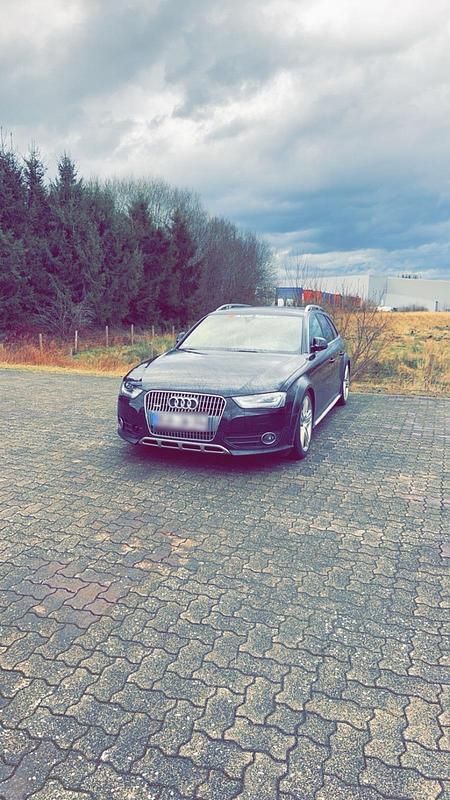Gebraucht Audi A4 Allroad 300 PS (220 kW) 2010 Schwarz Kombi