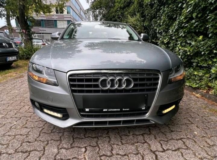 Grau Gebraucht 2008 Audi A4 Limousine | 5.400 € (Fairer Preis) - Bild 1/4