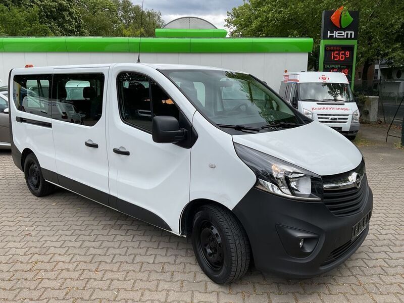 Casabl/arctic/eisweiss/kaolin Gebraucht 2016 Opel Vivaro Van | 14.888 € (Teuer) - Bild 1/4
