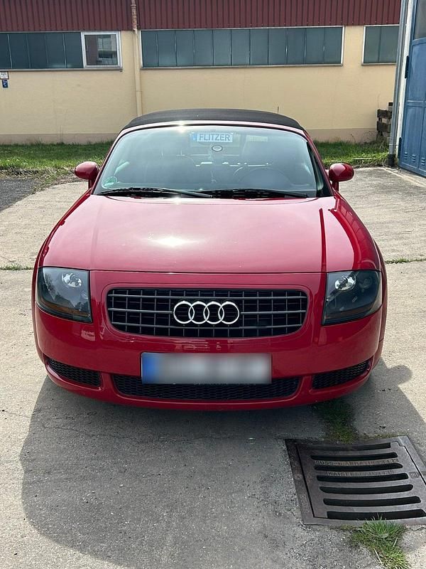 Gebraucht Audi TT Roadster 179 PS (131 kW) 2001 Rot Cabrio