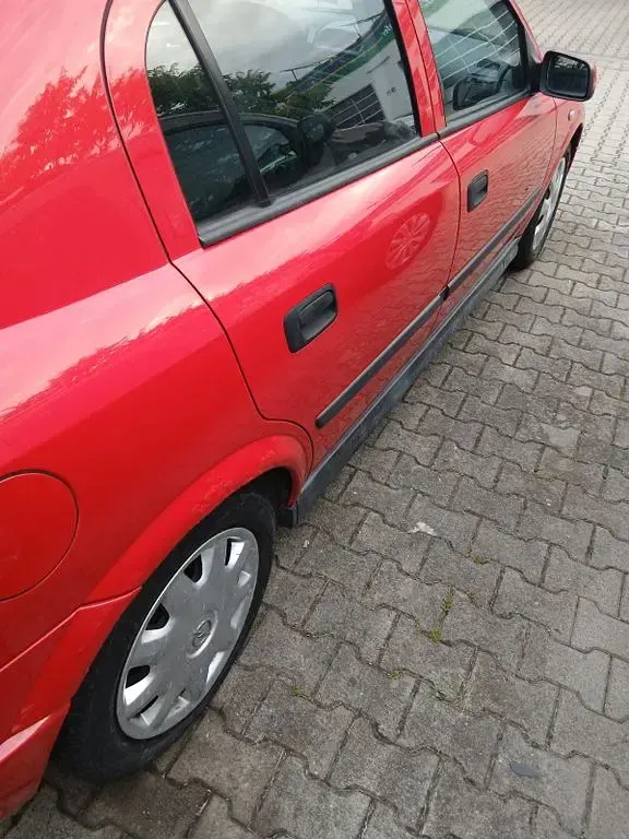 Gebraucht Opel Astra 101 PS (74 kW) 1998 Rot Limousine