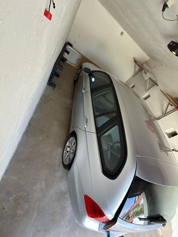 Gebraucht BMW 318 143 PS (105 kW) 2007 Silber Kombi