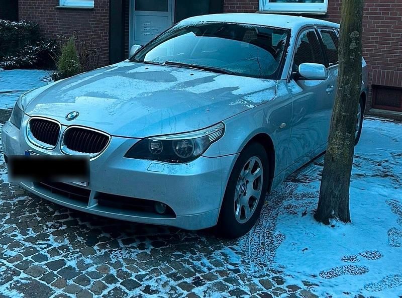 Gebraucht BMW 525 163 PS (119 kW) 2005 Silber Kombi