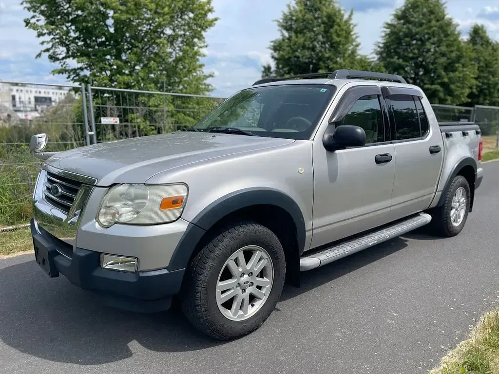Gebraucht Ford Explorer Sport 213 PS (156 kW) 2008 Silber SUV