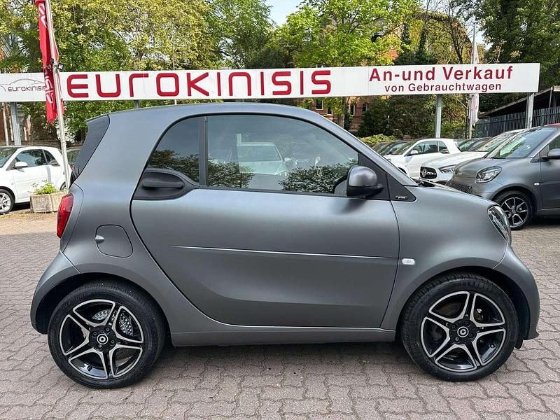 Titania grey (mattgrau) Gebraucht 2019 Smart ForTwo Coupé Prime Kleinwagen | 19.990 € (Teuer) - Bild 1/4