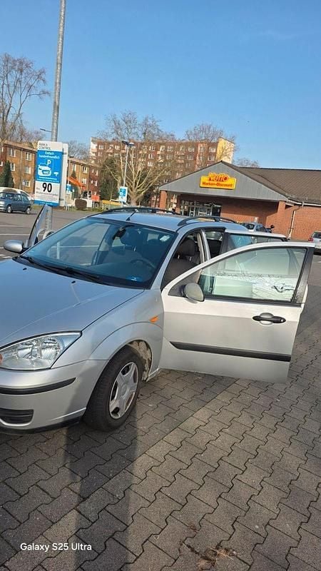 Gebraucht Ford Focus 54 PS (39 kW) 2003 Grau Kombi