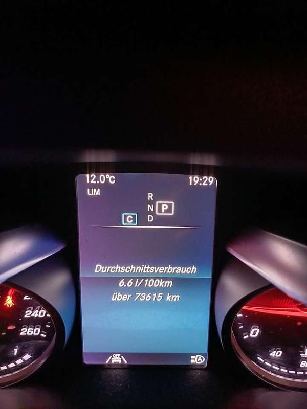 Gebraucht Mercedes C200 160 PS (117 kW) 2020 Silber Kombi