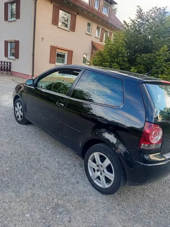 Usata VW Polo Trendline 69 CV (50 kW) 2009 Nero Utilitaria