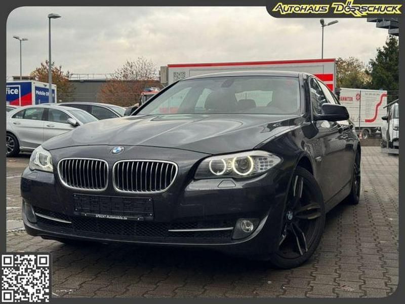 Grau Gebraucht 2011 BMW 523 Sport Line Limousine | 12.990 € (Teuer) - Bild 1/1