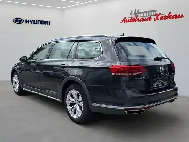 Gebraucht VW Passat Alltrack 190 PS (139 kW) 2017 Grau Kombi