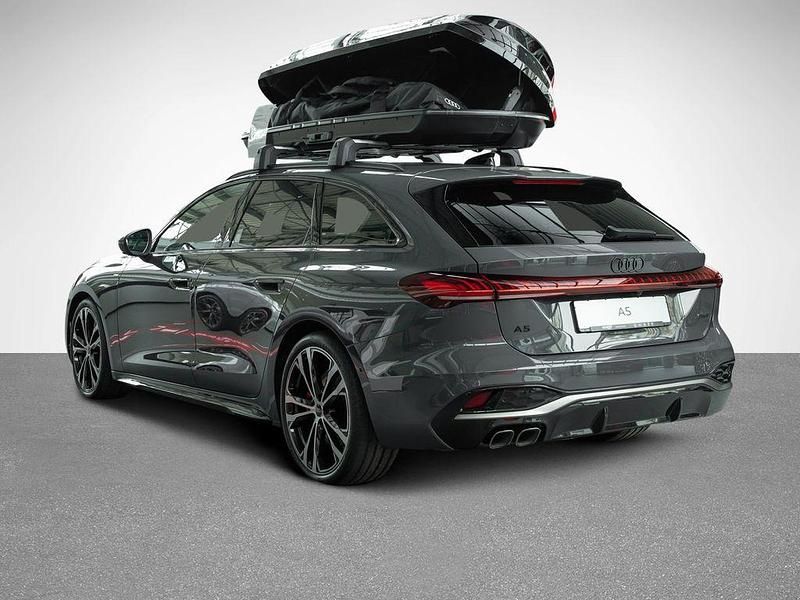 Gebraucht Audi A5 Sport 204 PS (150 kW) 2026 Grau Kombi
