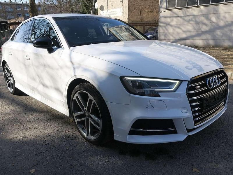 Gebraucht Audi A3 Sport 150 PS (110 kW) 2018 Ibisweiß Limousine